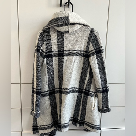 Le Chateau chequered sweater/coat - Picture 2 of 3